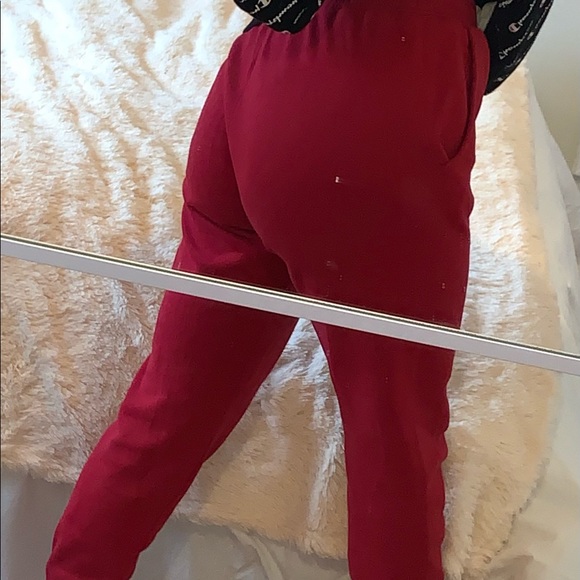 Red sweatpants - Picture 4 of 5